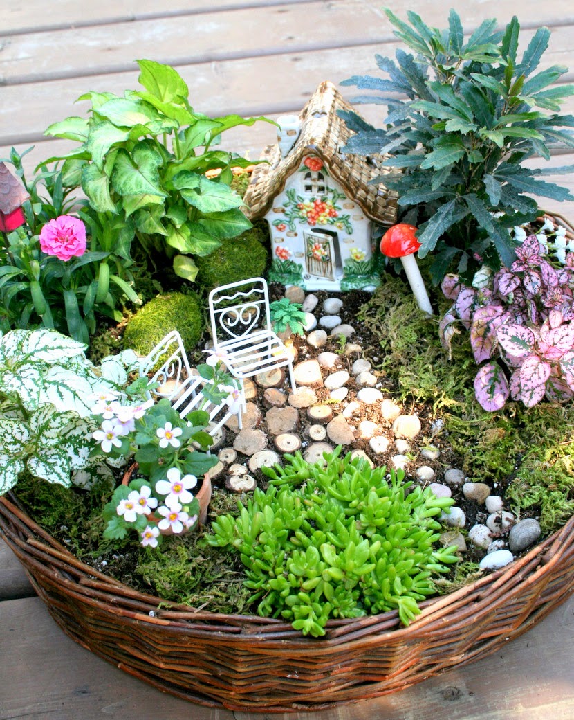 Fairy Garden Ideas: Great For Outdoor Garden Sales And Bazaars