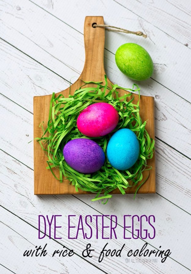 Dye Easter Eggs With Rice And Food Coloring