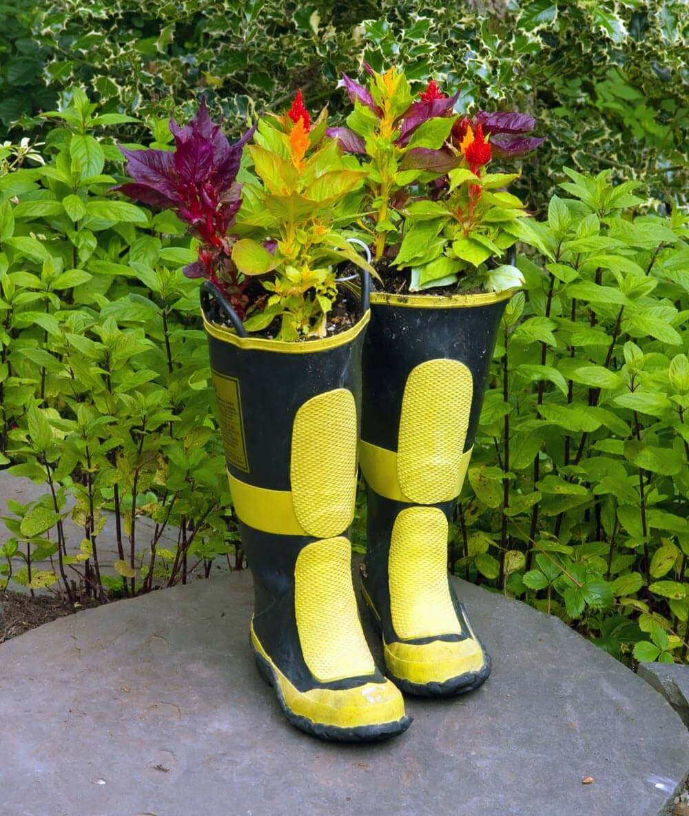 Rubber Rain Boots with Foliage