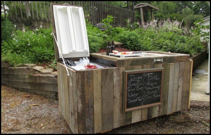 2 diy outdoor bar ideas farmfoodfamily.com