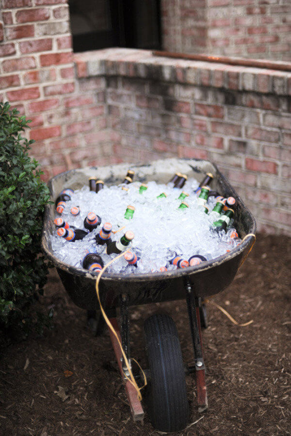 An Icy Wheelbarrow to Keep You Cool
