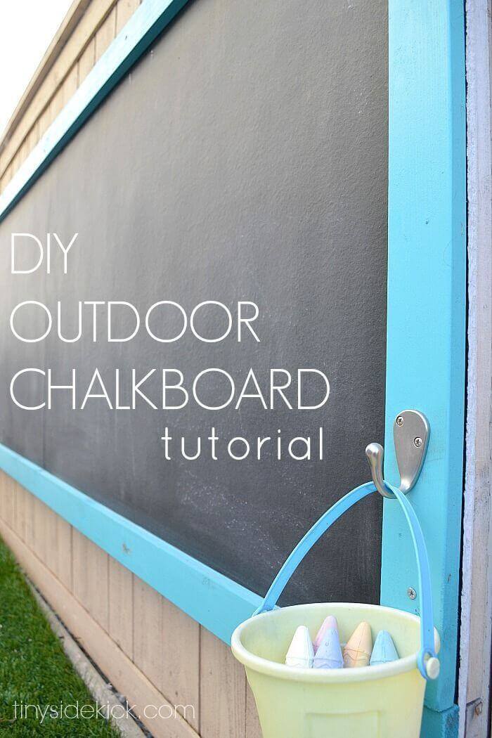 A Chalkboard to Draw and be Creative