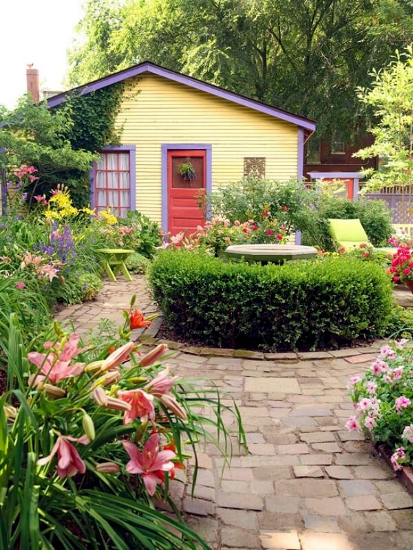 Country Garden for a Country Cottage