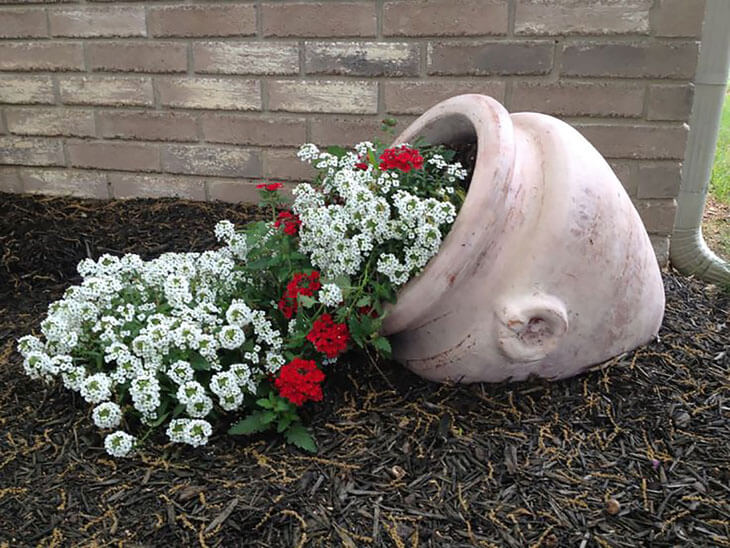 Spilled Flower Pot Ideas