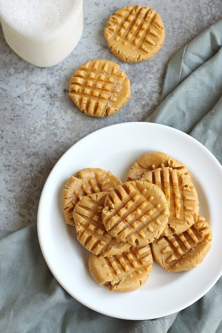 Vegan No-Bake Peanut Butter Cookies