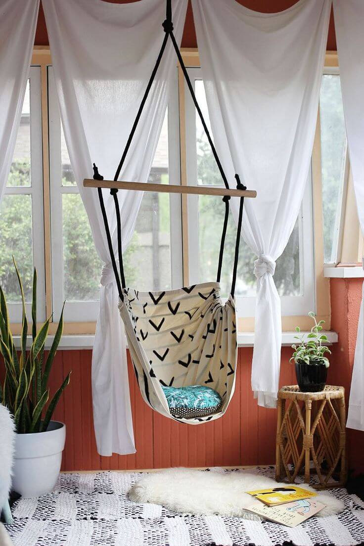 DIY Outdoor Furniture Projects: Rope Ladder Suspended Sailor Swing