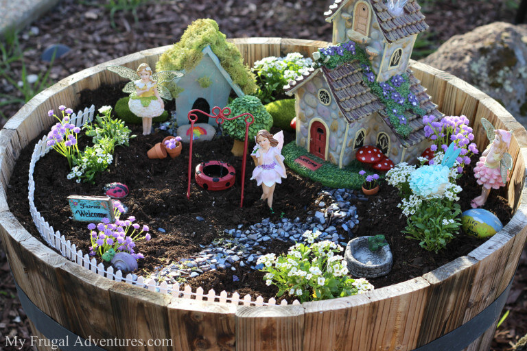 Barrel Planter DIY Fairy Garden| fairy garden accessories | miniture fairy garden ideas inspiration | homemade fairy garden decorations