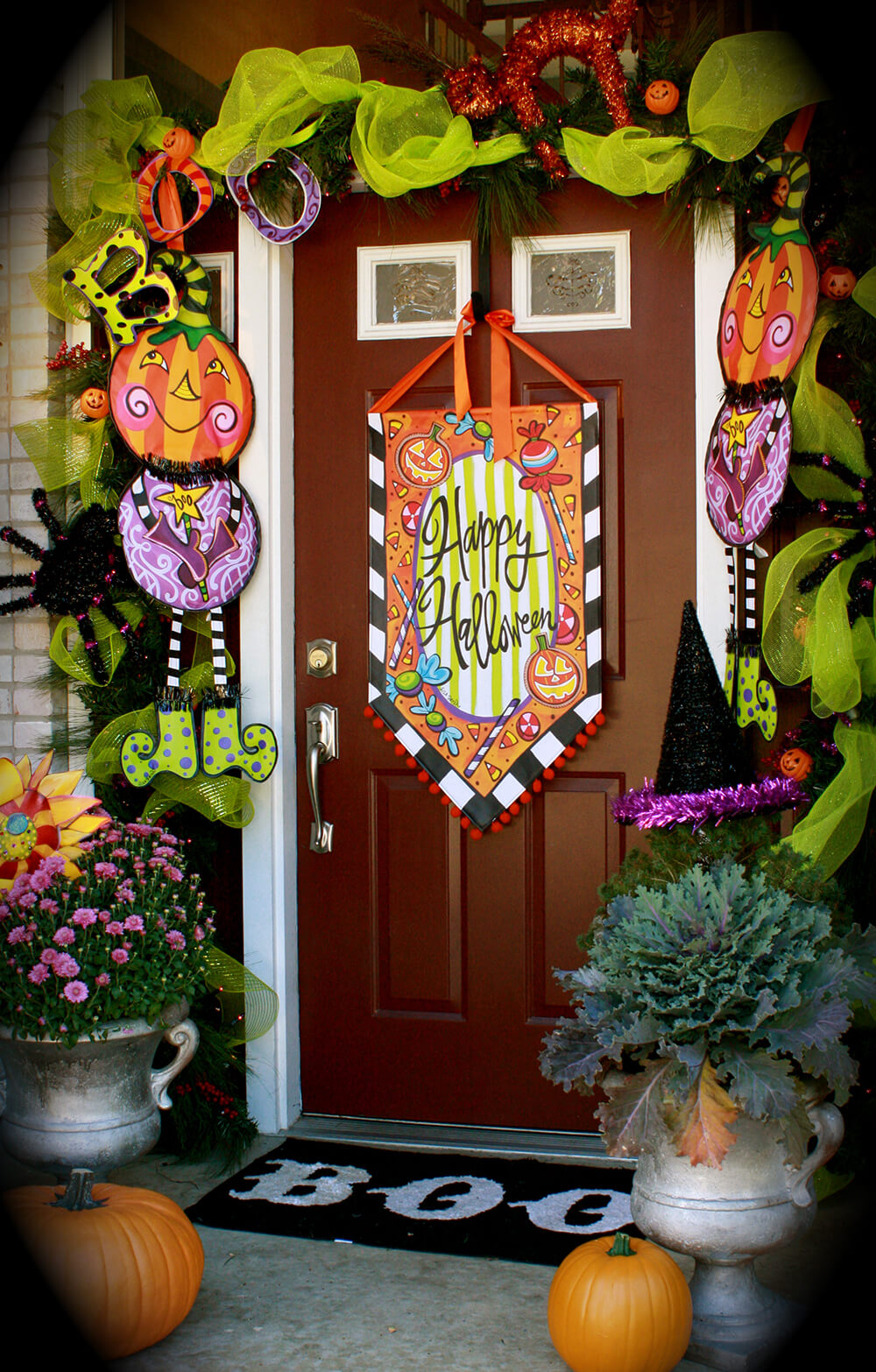 Halloween Front Door Decoration Ideas: Banner Fun