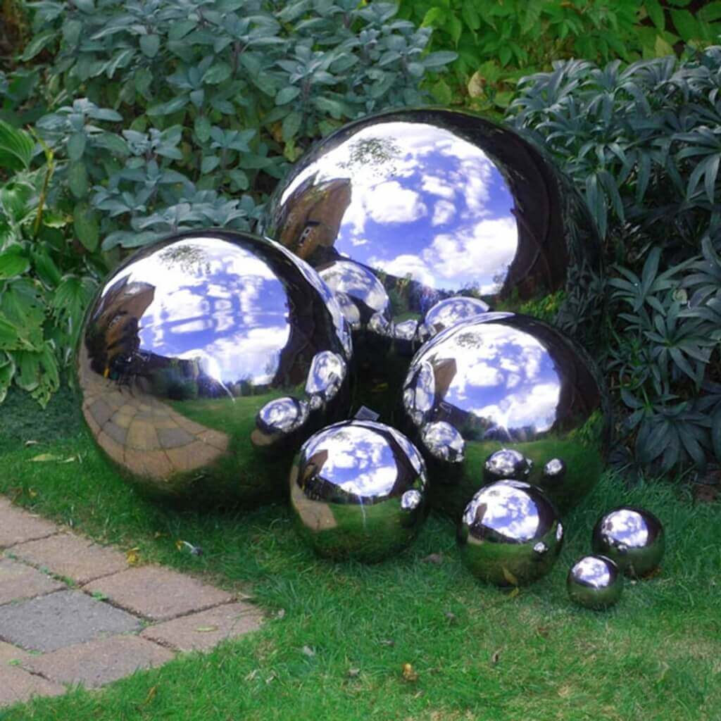 Amazing Chrome Finished Garden Balls | DIY Garden Ball Ideas