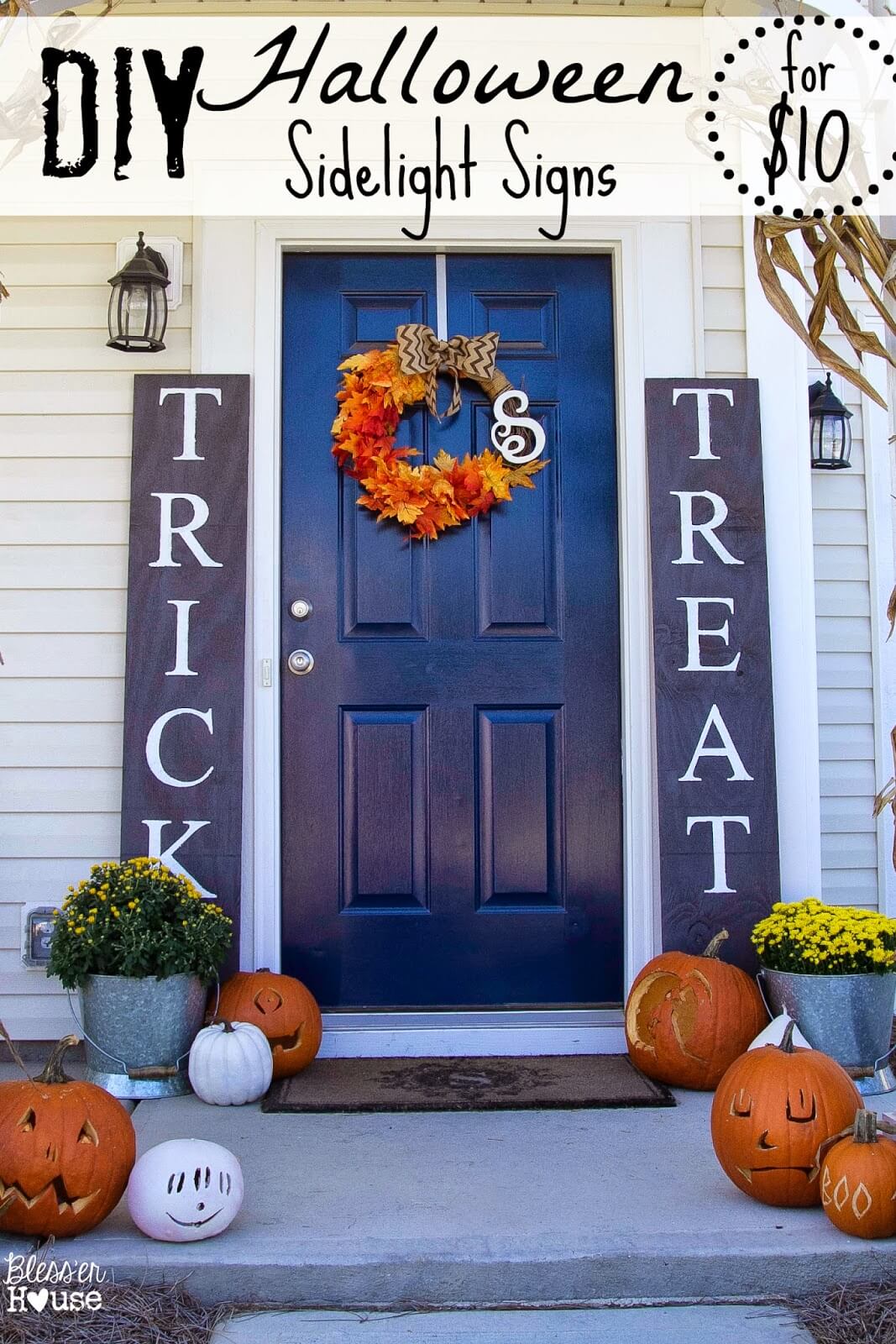 A Simple Halloween Welcome | Scary DIY Halloween Porch Decoration Ideas | vintage halloween porch
