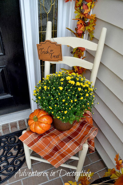 Fall Porch Design with the Basics | Fall Porch Decoration Ideas | Porch decor on a budget