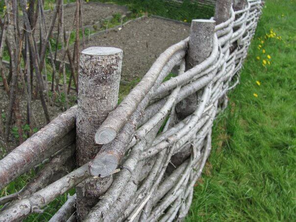 DIY Fence Ideas: Rustic Raw Wood Woven Wattle Fence
