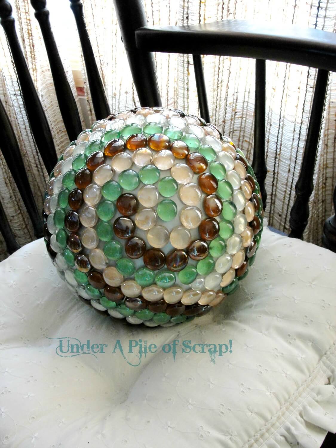 Swirling Design with Glass Gems | DIY Garden Ball Ideas