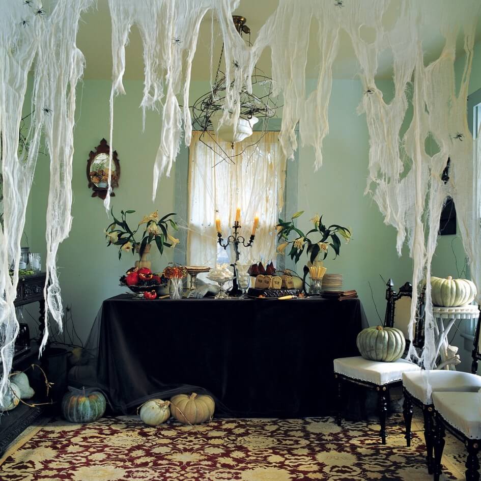 The Abandoned House | Awesome DIY Halloween Party Decor | BHG Halloween