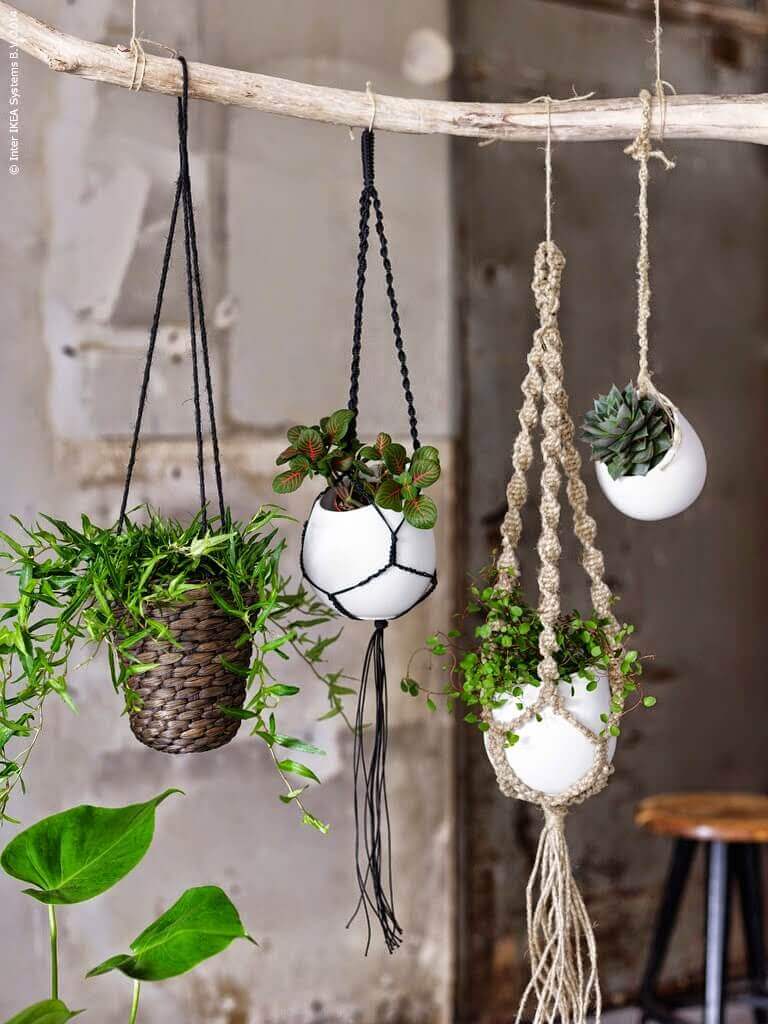 Outdoor Hanging Planter Ideas for Small Spaces | DIY Outdoor Hanging Planter Ideas | Plant Pot Design Ideas