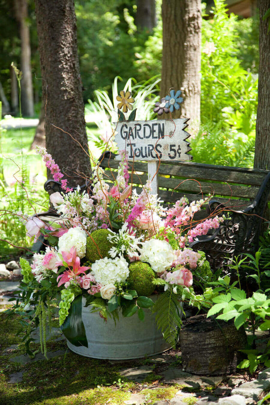 Garden Tours Sign in a Blooming Container | Funny DIY Garden Sign Ideas