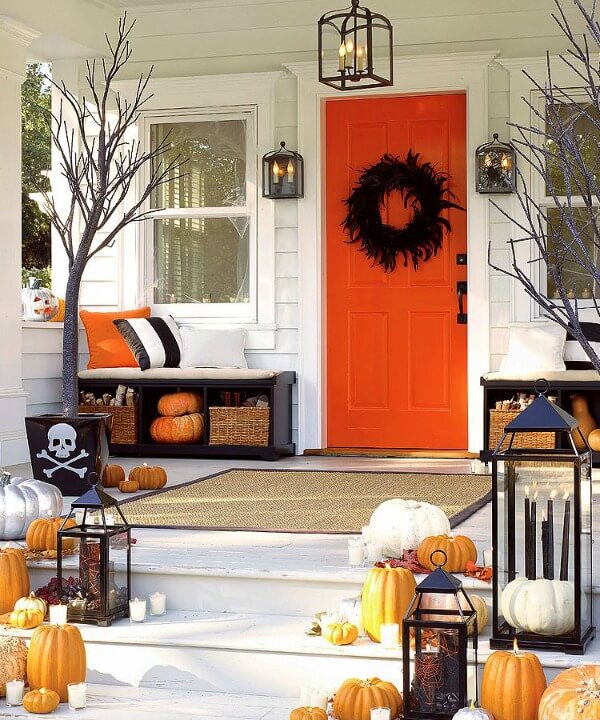 Halloween Door Decoration Ideas: Funky Halloween Porch