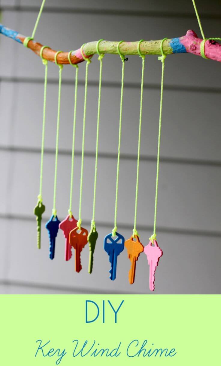 Rainbow Keys Jangling in the Air | DIY Painted Garden Decoration Ideas