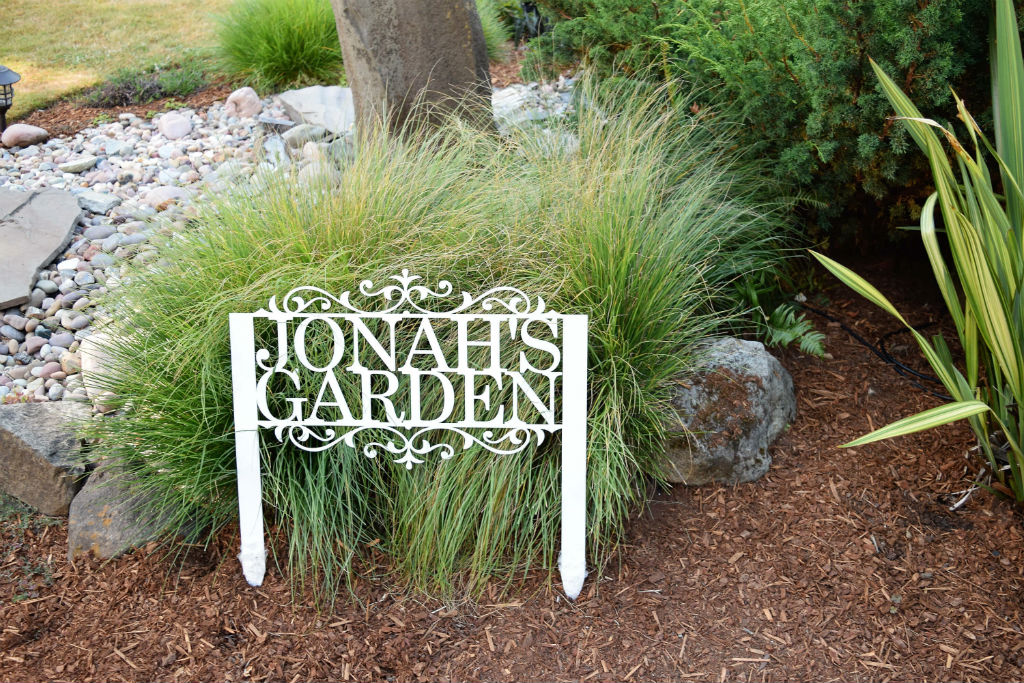 Garden Sign Idea with Cutout Letters | Funny DIY Garden Sign Ideas