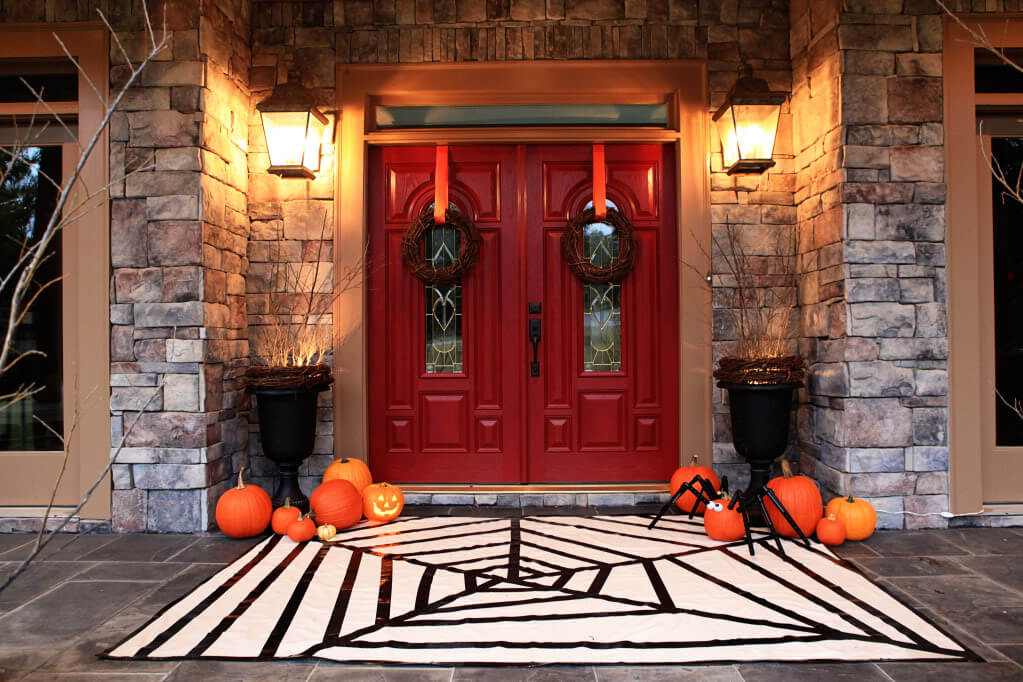 Halloween Door Decoration Ideas: Spider Rug