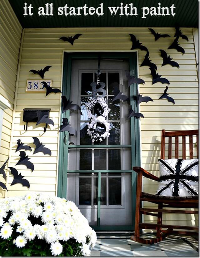Beautiful Bats As Long as They Are Paper | Scary DIY Halloween Porch Decoration Ideas | vintage halloween porch
