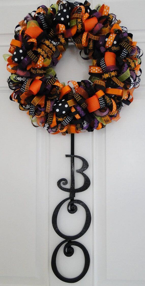 Halloween Door Decoration Ideas: Wreath It Up