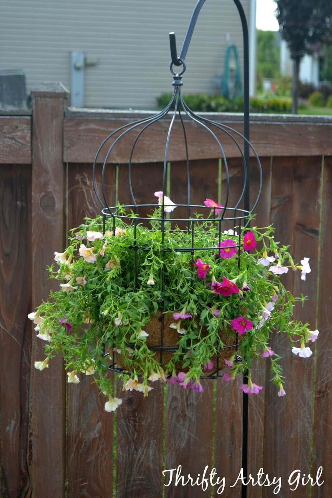 Hanging Wire Flower Pot Cage | DIY Outdoor Hanging Planter Ideas | Plant Pot Design Ideas