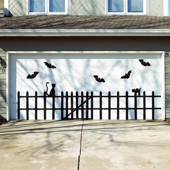Halloween Door Decoration Ideas: Cat on the Fence