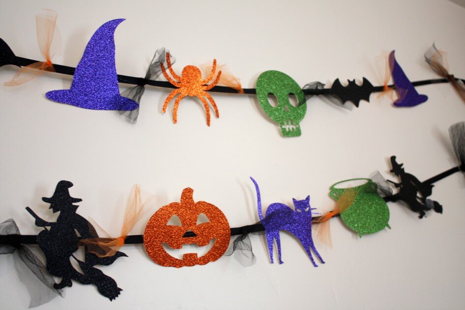 Banners, Banners, Everywhere | Awesome DIY Halloween Party Decor | BHG Halloween