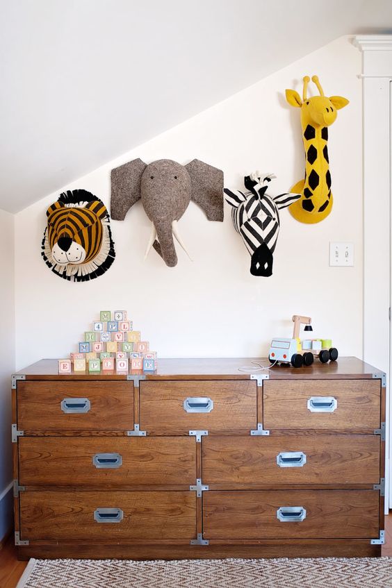 Big boy room for wild man | Cool Zoo Themed Bedroom Ideas For Kids or Nursery
