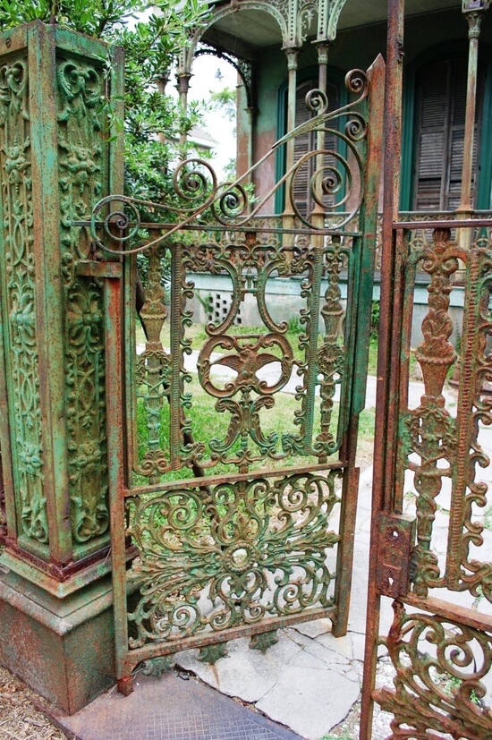 Old gate | DIY Garden Gate Ideas
