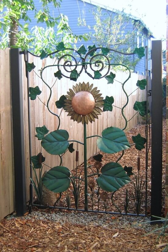 Flower gate | DIY Garden Gate Ideas