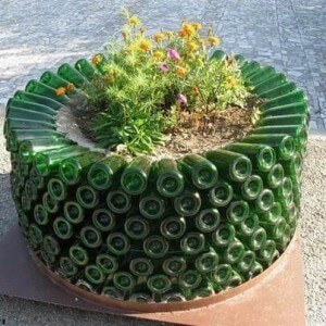 Recycled Wine Bottle Solar Heated Garden Bed | Low-Budget DIY Garden Pots and Containers