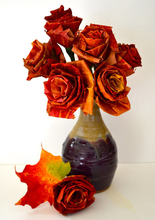 Autumn leaf bouquet | DIY Fall-Inspired Home Decorations With Leaves - FarmFoodFamily