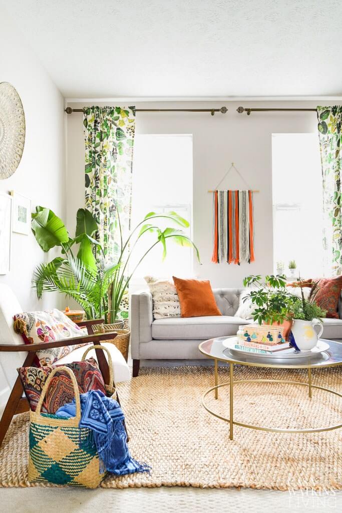 Bohemian Living Room For Summer | Bohemian Chic Interior Design Ideas | FarmFoodFamily.com