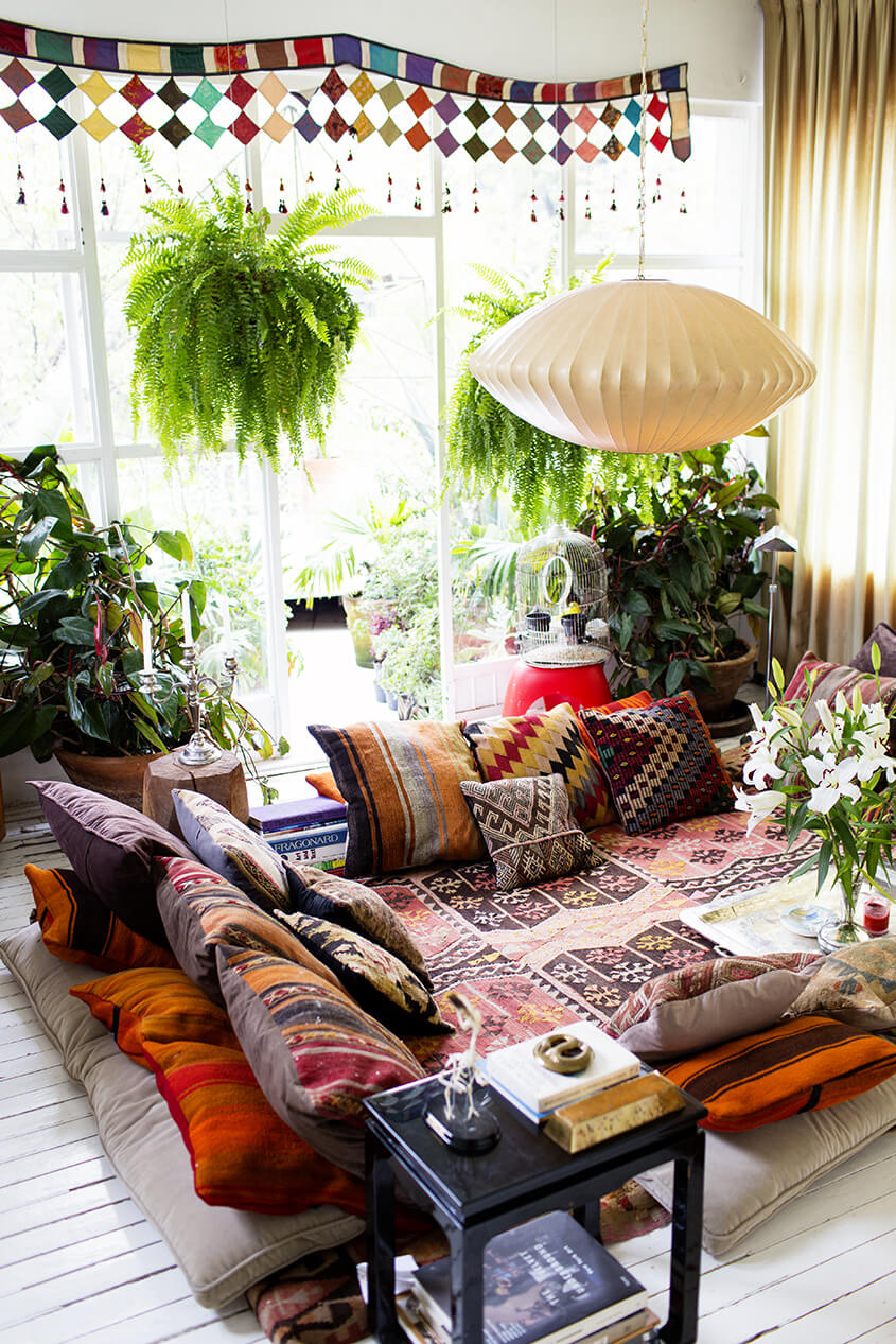 Sunken Living Room | Bohemian Chic Interior Design Ideas | FarmFoodFamily.com