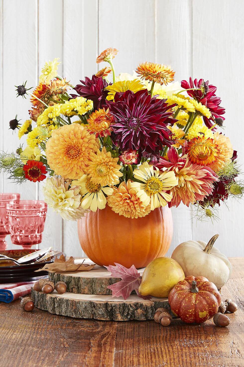 Pumpkin Vase | Best DIY Fall Centerpiece Ideas | FarmFoodFamily.com