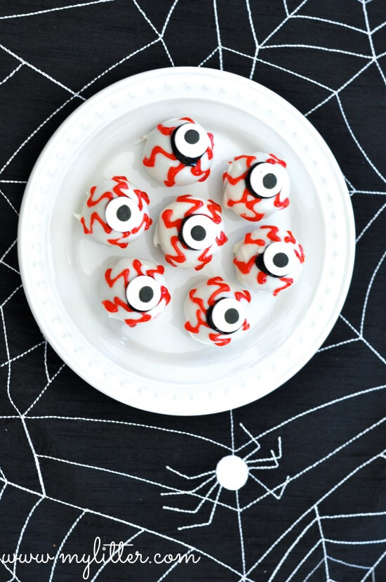 Halloween Cake Pops Scary Eyeballs | Halloween Party Food Ideas | Halloween Party Themes For Adults