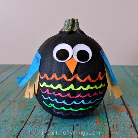 Owl Pumpkin | No-Carve Pumpkin Decorating Ideas For This Halloween