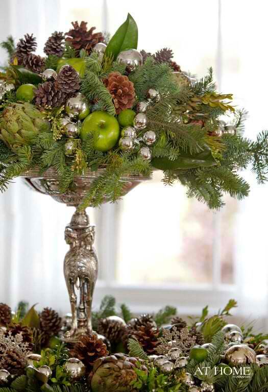 Christmas Table Centerpieces by Pine Cones | Best Elegant Christmas Centerpieces & Designs | Farmfoodfamily.com