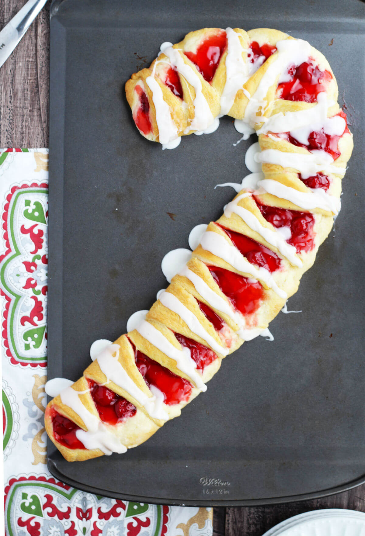 Candy Cane Crescent Roll Breakfast Pastry