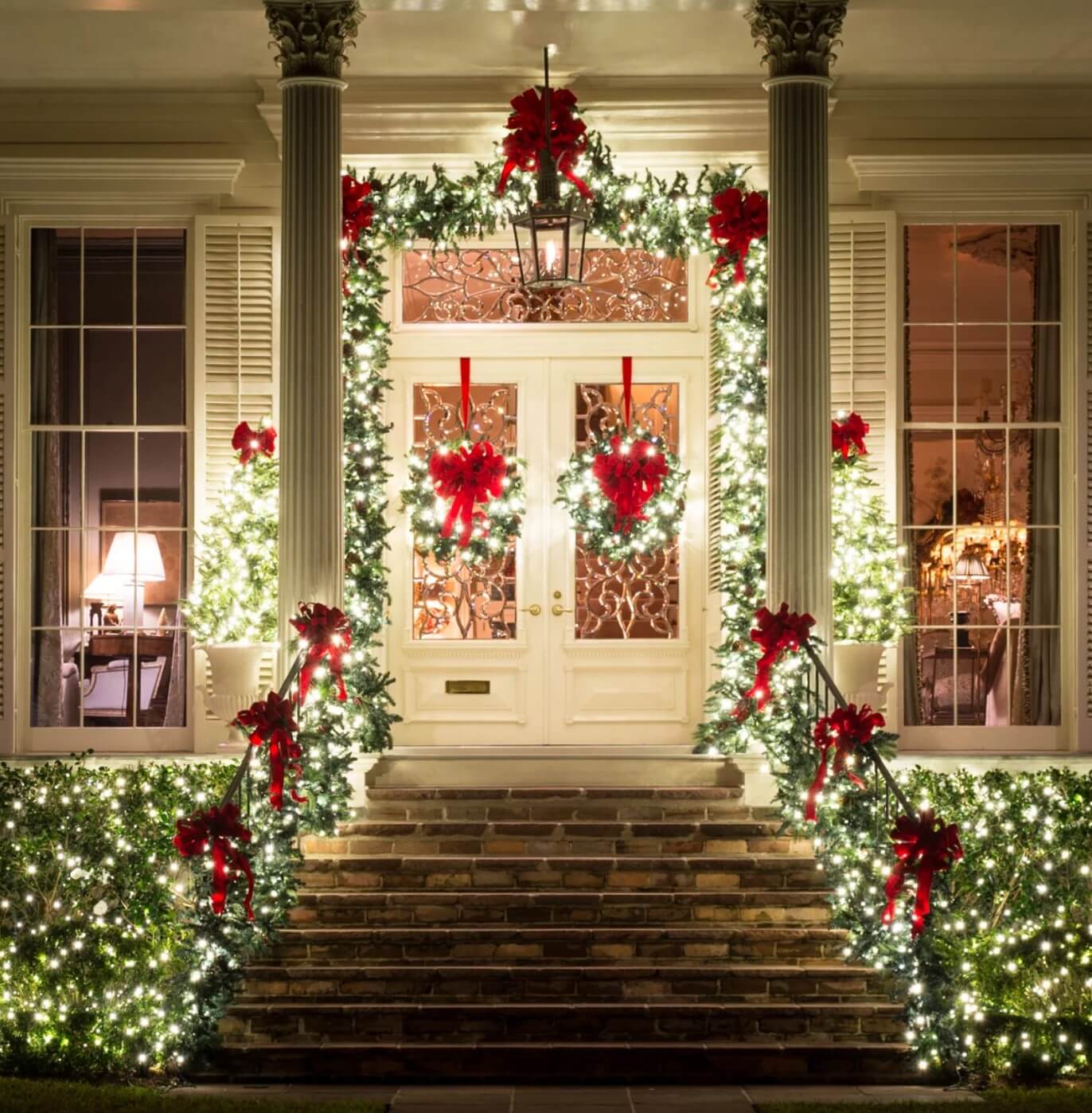 Front door lighting | Christmas Door and Window Lighting Decorating Ideas