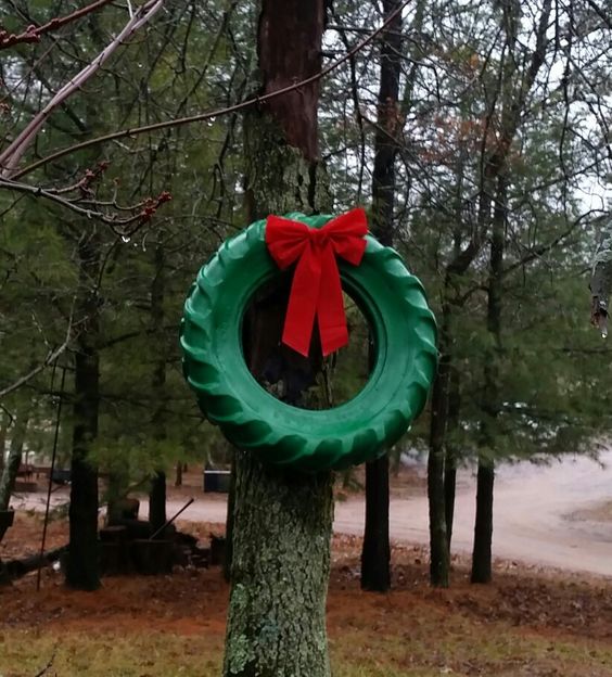 Tire Wreath | Best Recycled Tire Christmas Decoration Ideas | FarmFoodFamily.com