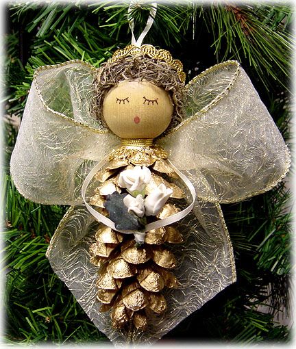 Pinecone Angels for the Christmas Tree