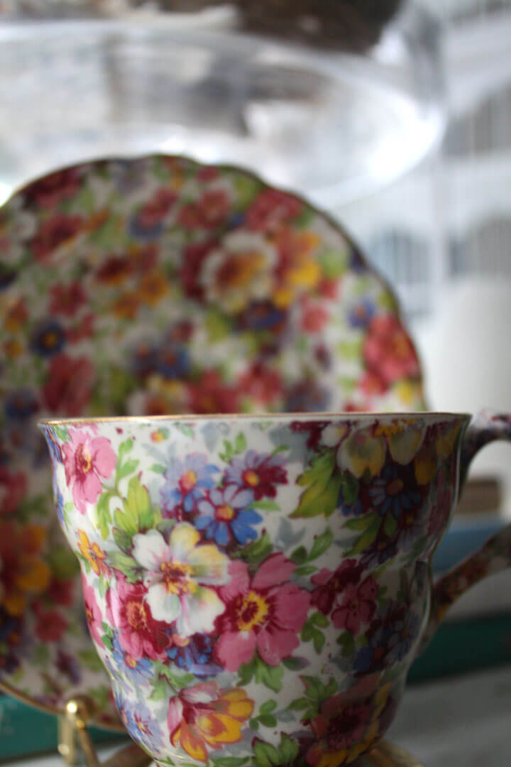 Home Decorating Ideas With Flowers: China cup and saucer with a floral pattern