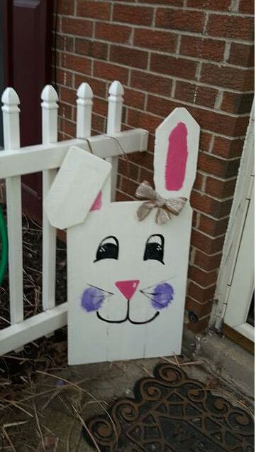 Eater Pallet Sign | Best Easter Porch Decorating Ideas