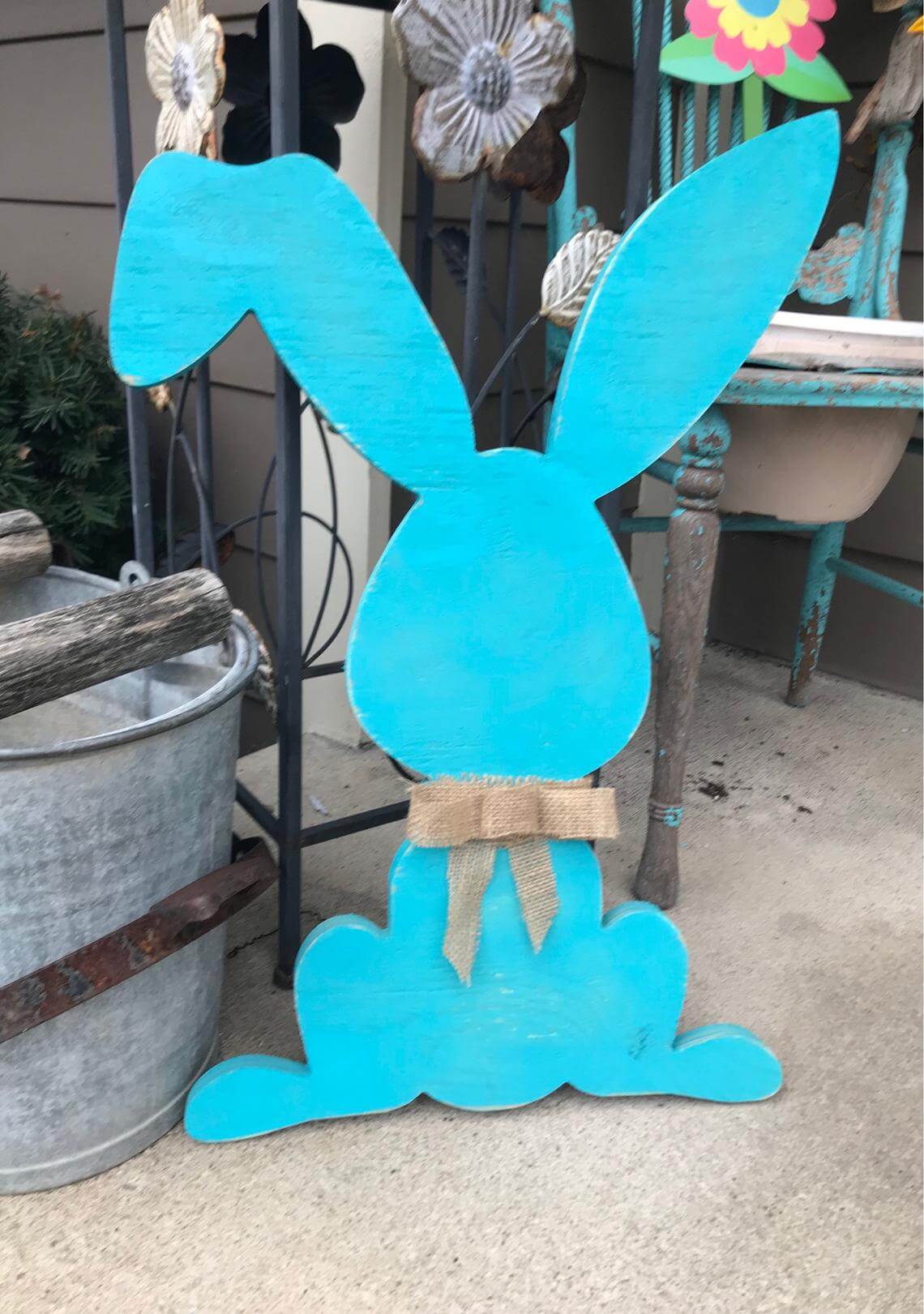 Easter bunny door hanger | Best Easter Porch Decorating Ideas