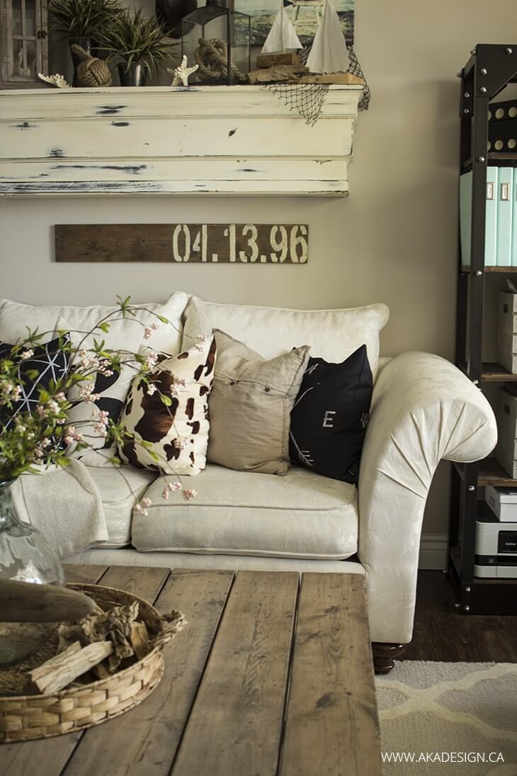 Throw Pillows | Best Farmhouse Living Room Decor & Design Ideas