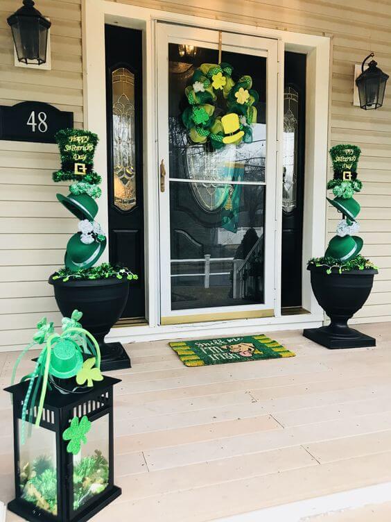 St. Patrick’s day front porch | Creative St. Patrick’s Day Decor Ideas