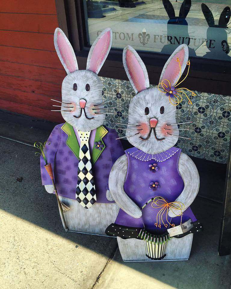 Rabbit Couple | Best Easter Porch Decorating Ideas